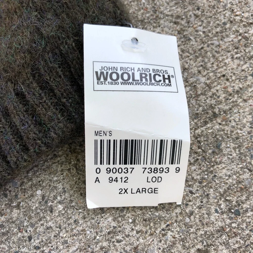 Mens Woolrich quarter zip sweater with fleece collar in 2X - Picture 2 of 6